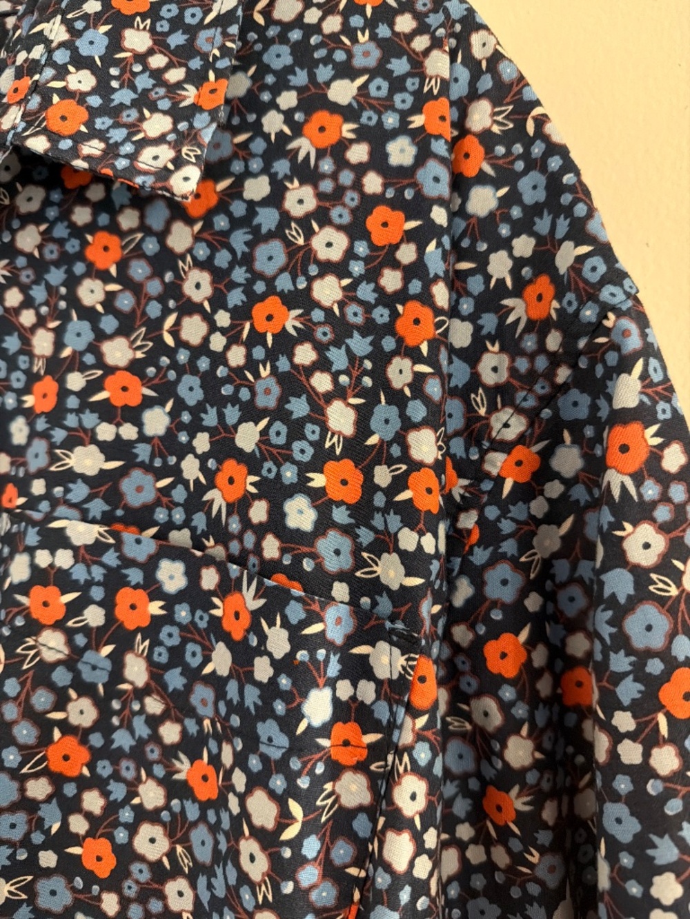 Casual button down - Picture 2 of 3